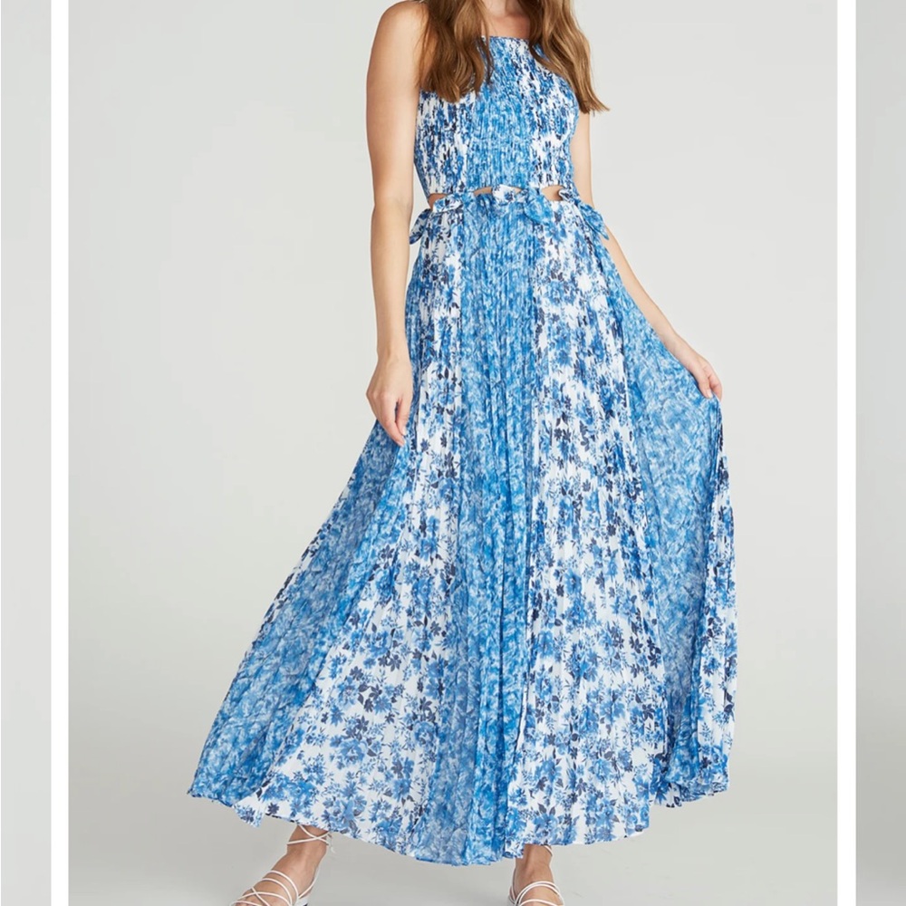 Amur Holland Tie Pleated Dress